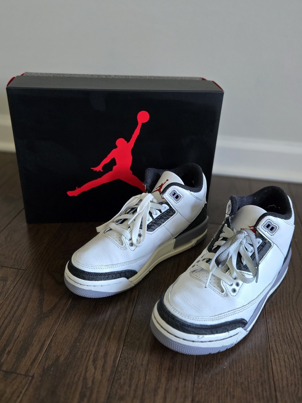 Nike Air Jordan 3 Retro Shoes - Cement Grey